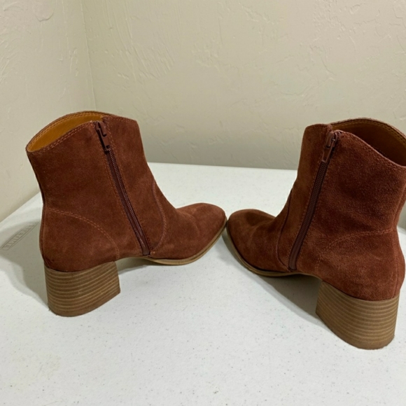 Lucky Brand Laidem Rust Suede Ankle Boot Womens Side Zip Sz 7 M EC - Picture 5 of 8